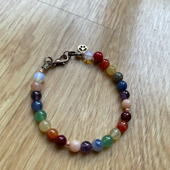 Chakra Bracelet with natural stones Reiki infused - Picture 5 of 12